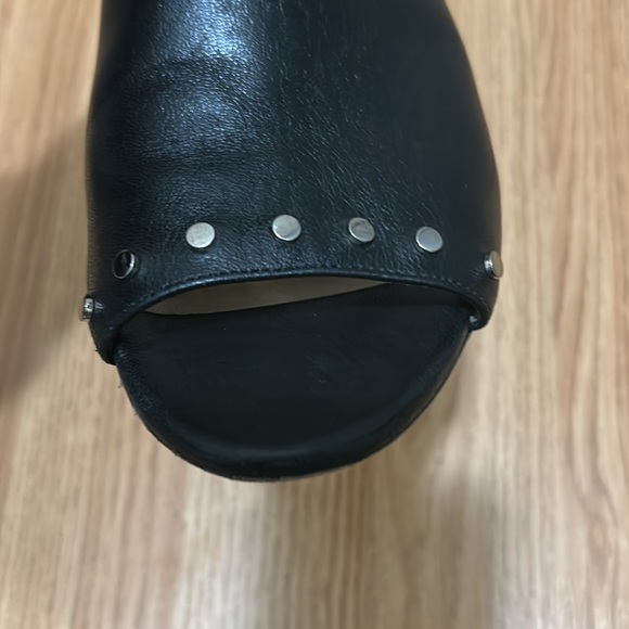 JIMMY CHOO Myla Rockstud leather sandal. Size 10 - Picture 4 of 6